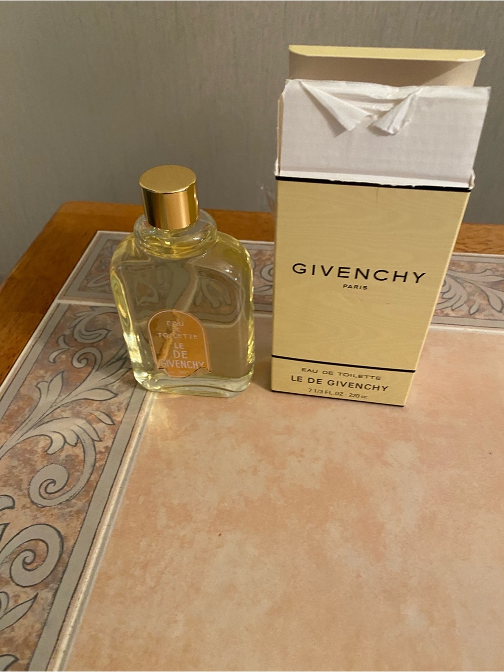 Givenchy Eau de Toilette Bottle in Pale Yellow with Gold Cap